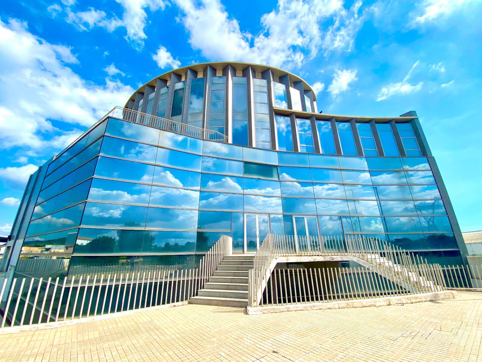 Edificio corporativo versátil en La Vall d’Uixó - 2