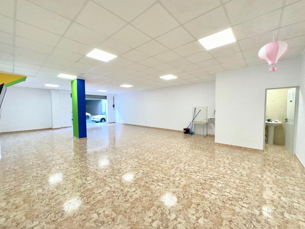 Local polivalente de 95 m² junto al Jardín Botànic Calduch - 3
