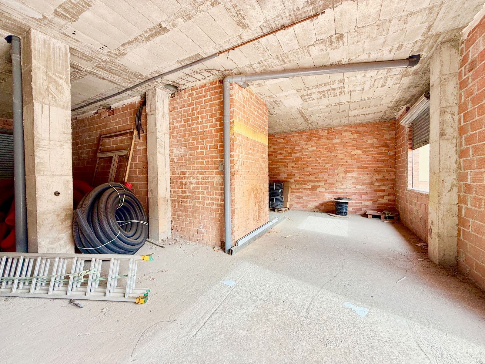 Local en venta con terraza en zona Piscinas de Vila-real - 5