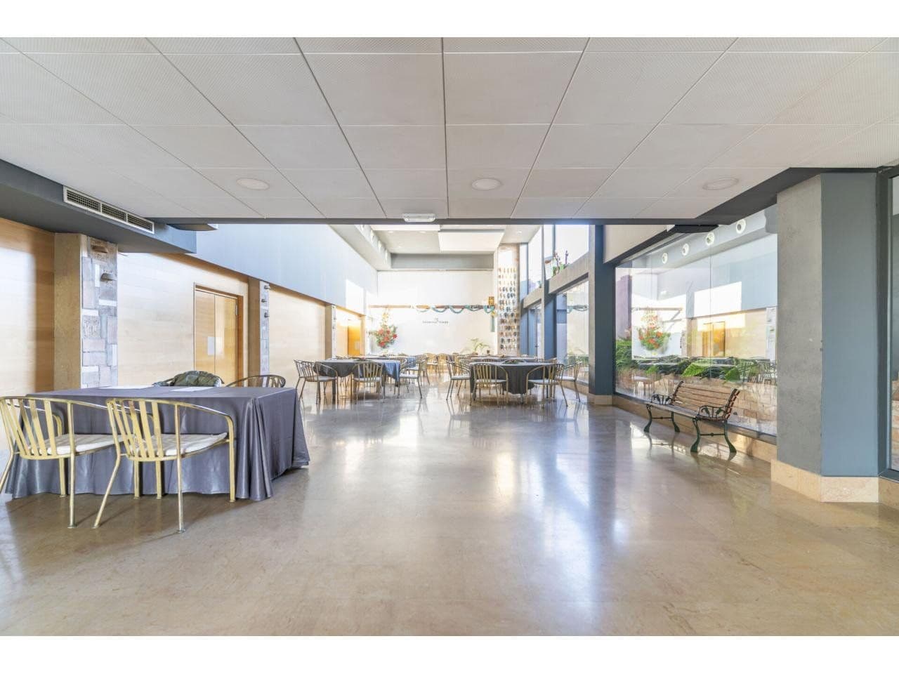 Edificio para eventos en Castellón con licencias y gran capacidad - 3