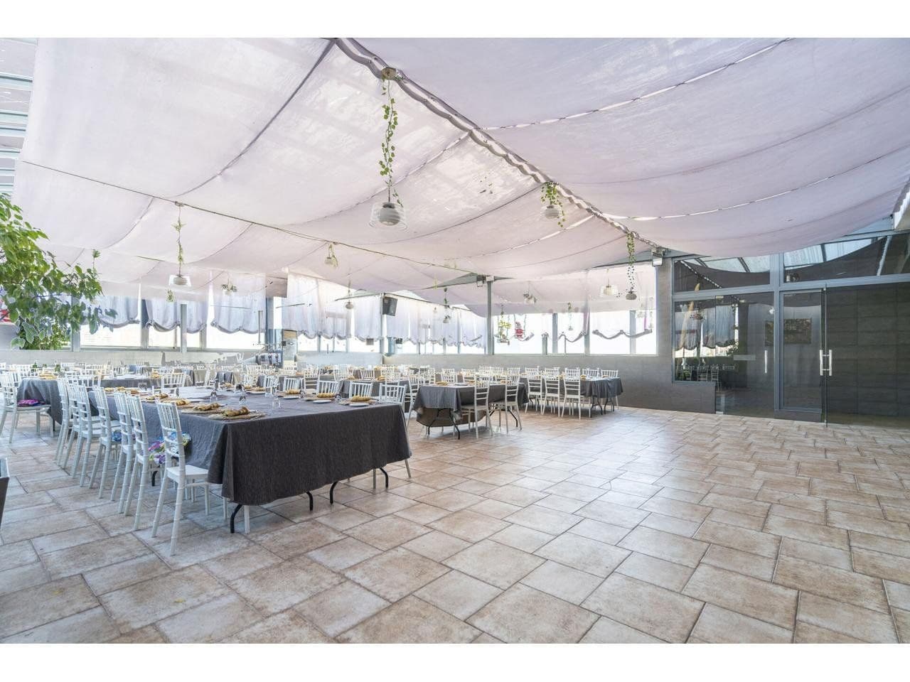 Edificio para eventos en Castellón con licencias y gran capacidad