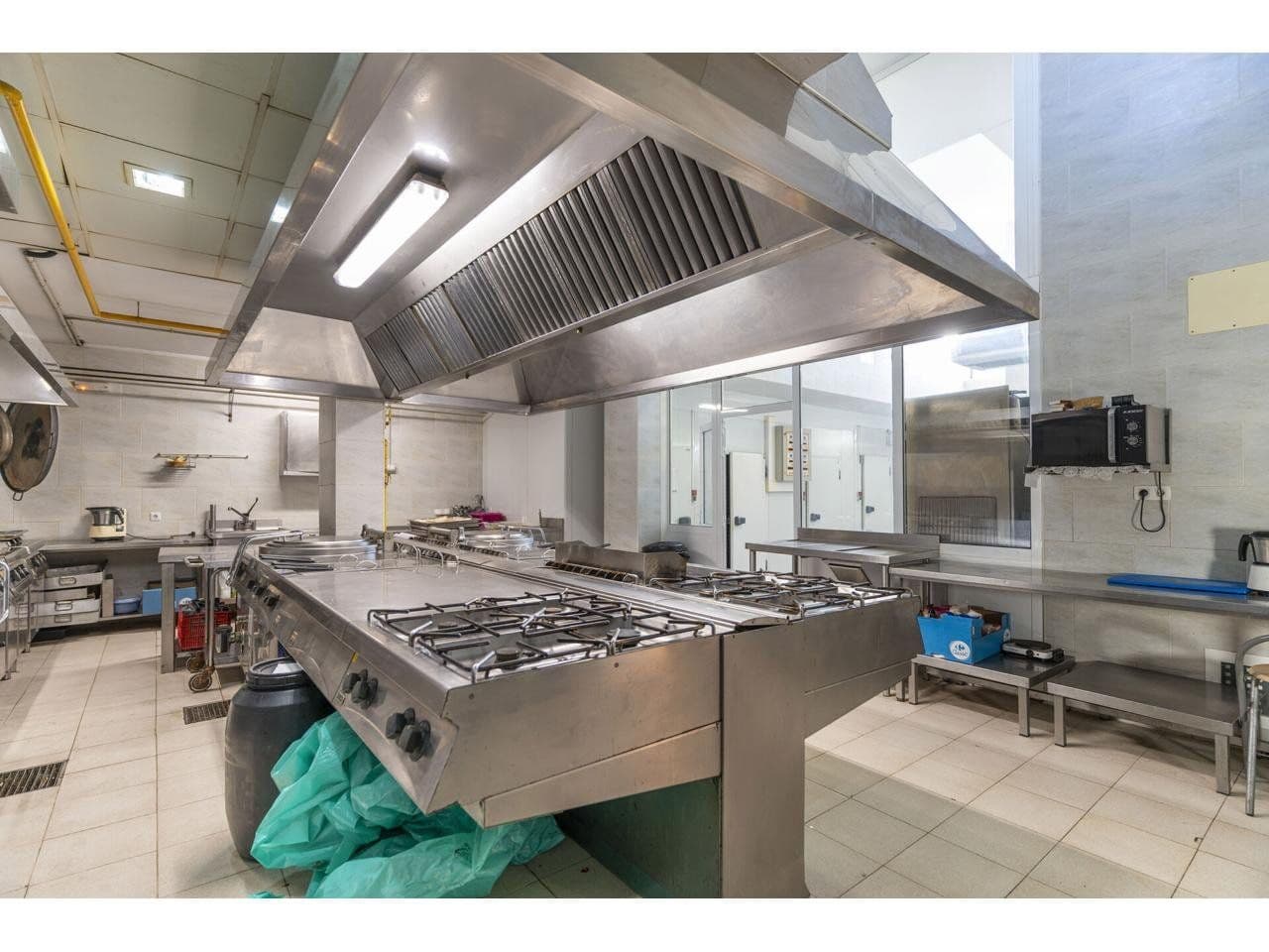 Edificio para eventos en Castellón con licencias y gran capacidad - 4