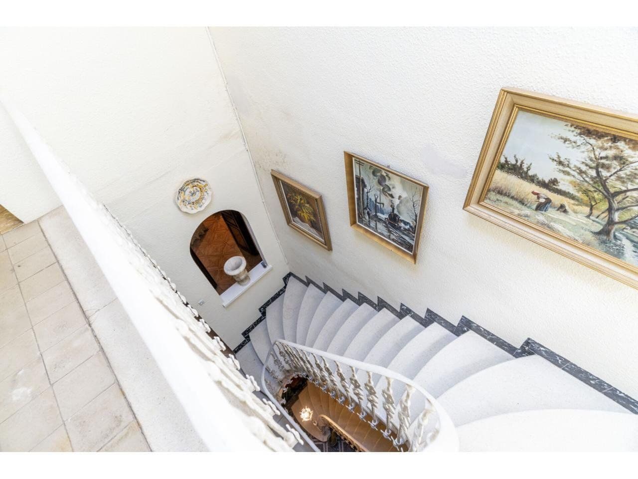 Casa con encanto en el centro de Vila-real con terraza y amplitud