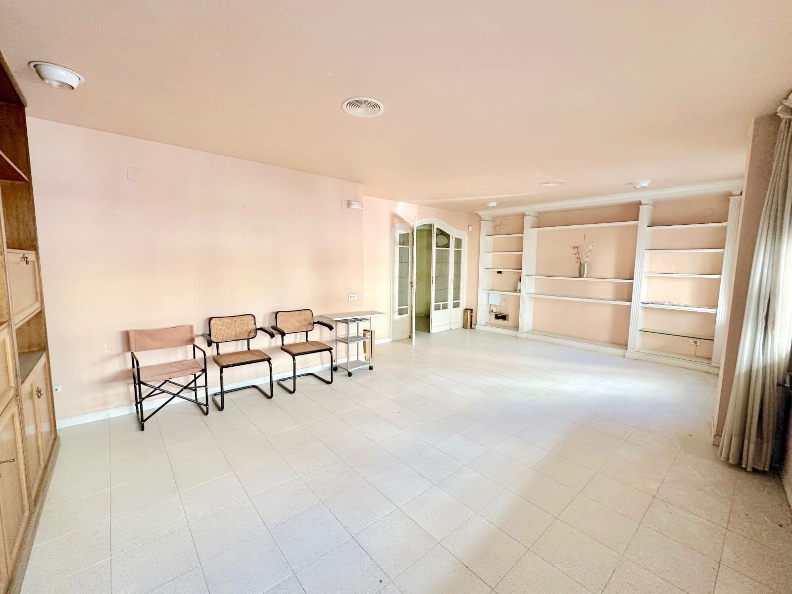 Oficina de 174 m² en Vila-real ideal para tu negocio - 3