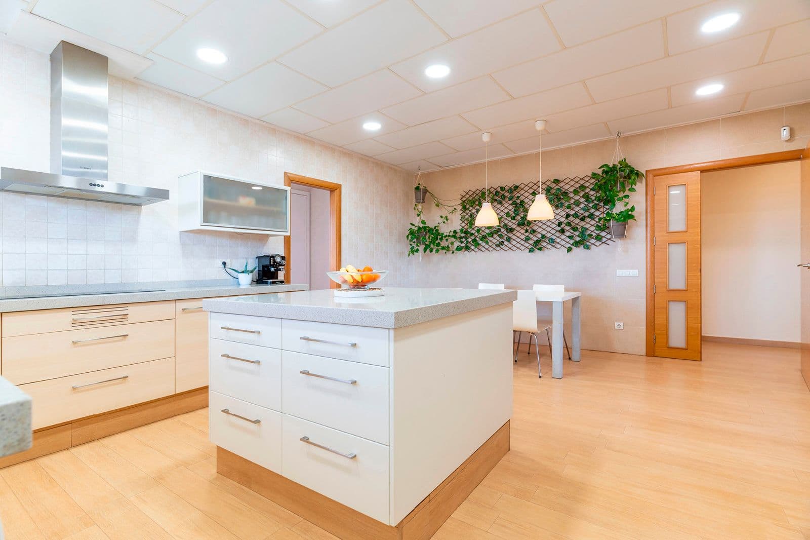 Villa de una planta con jardín y 7 dormitorios en l’Alcora