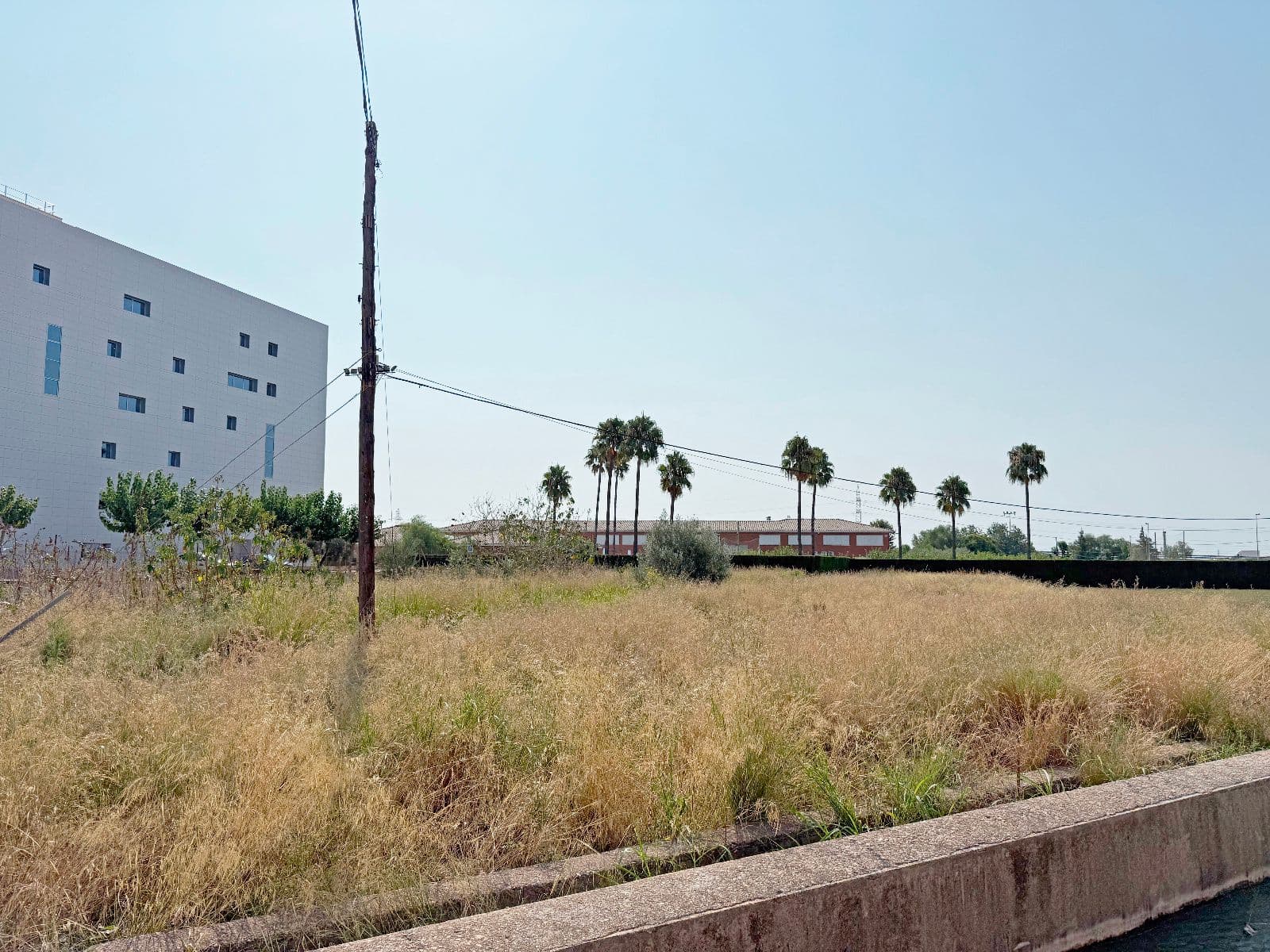 Terreno urbano 1.589 m² en Vila-real con uso terciario - 3