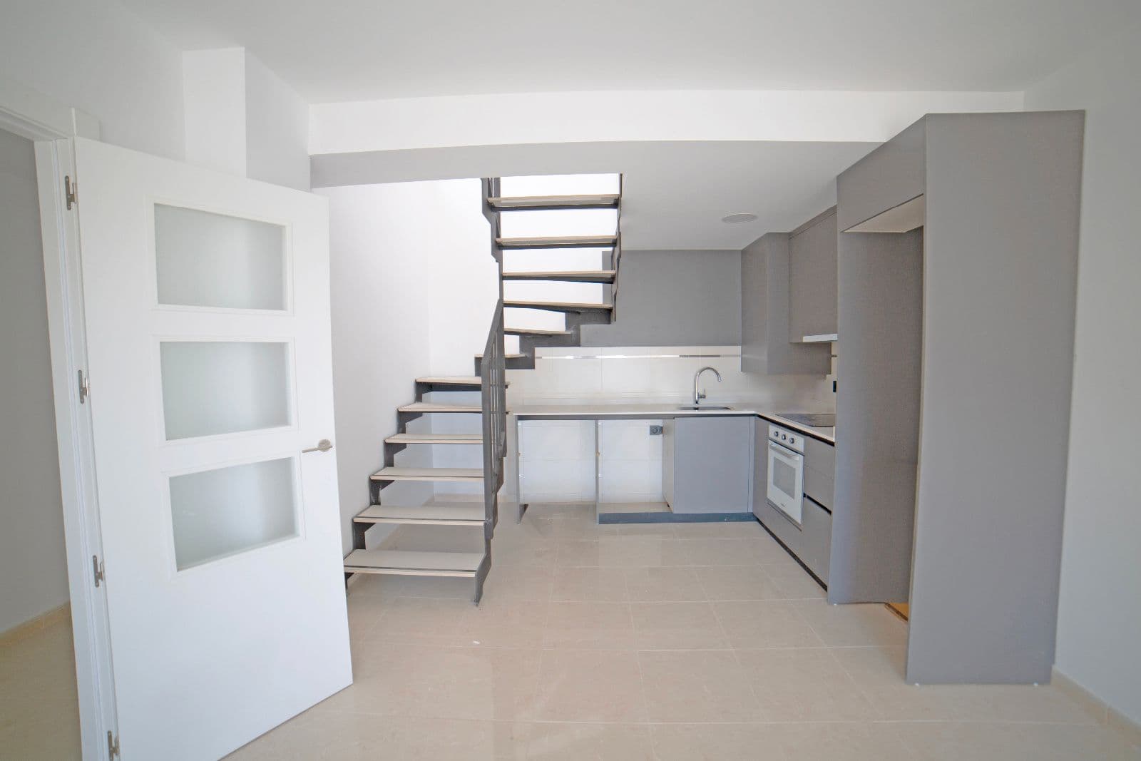 Ático de 3 habitaciones con terraza, garaje y trastero en Betxí (4ºD)