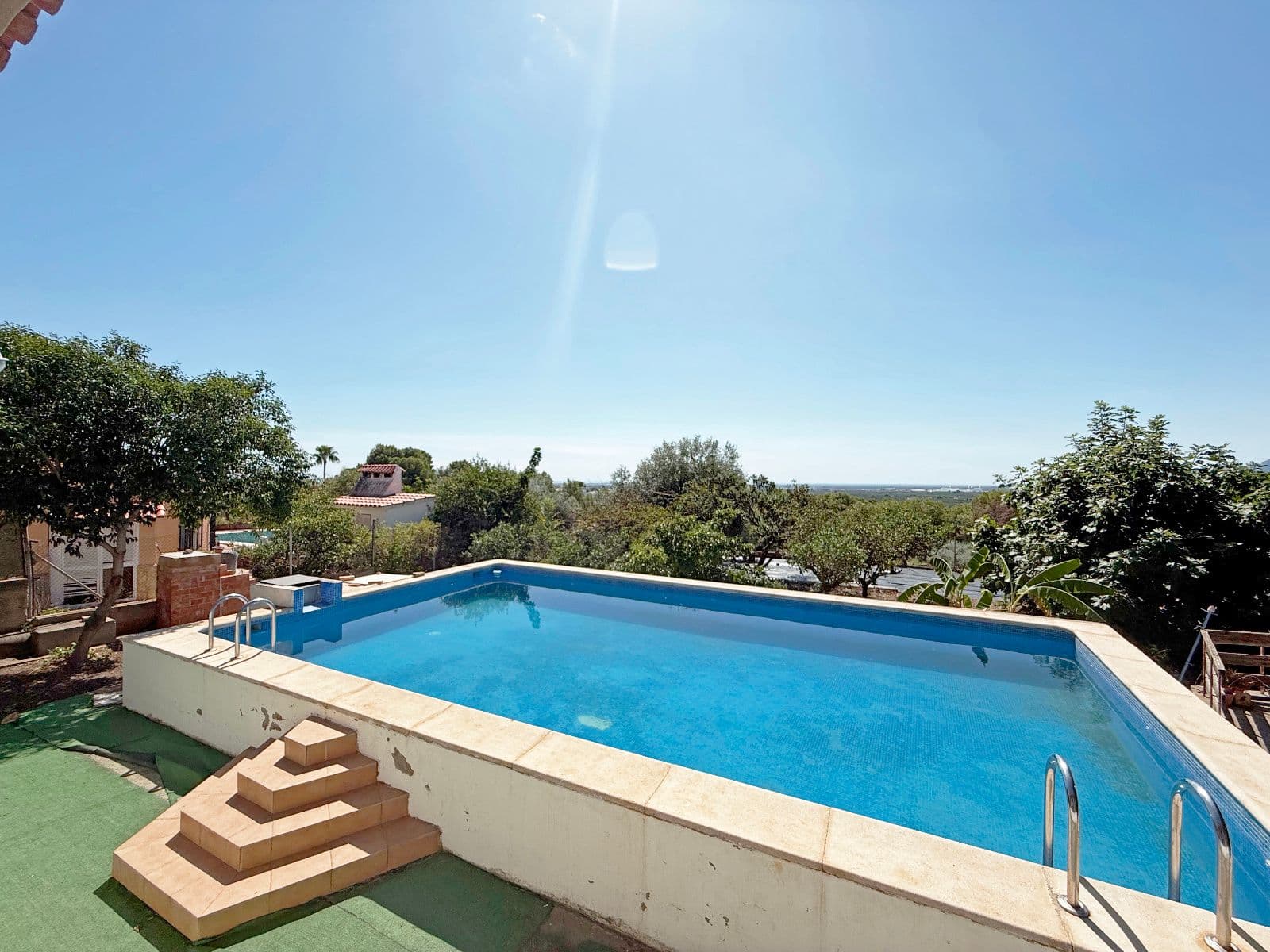 Chalet con piscina y parcela de 1.300 m² en urbanización de Onda - 4