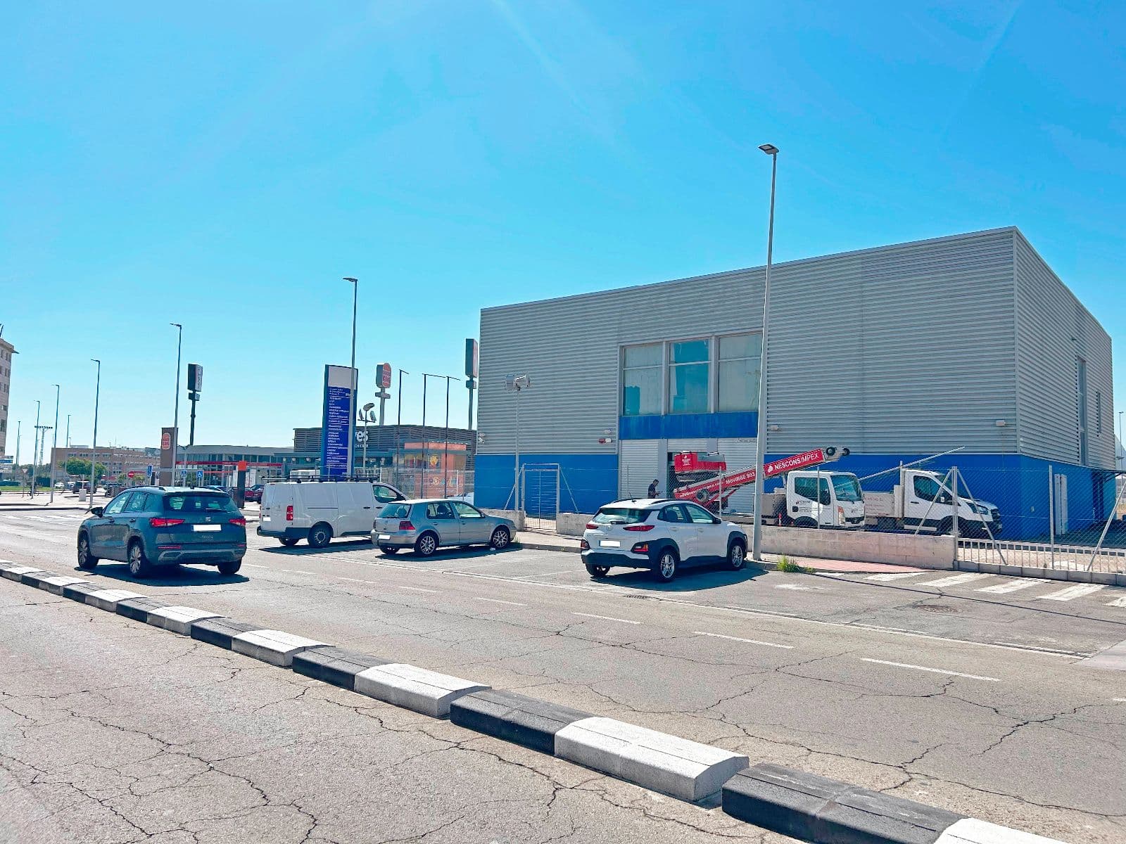 Local comercial en venta 3500 m² con parking en Vila-real - 4