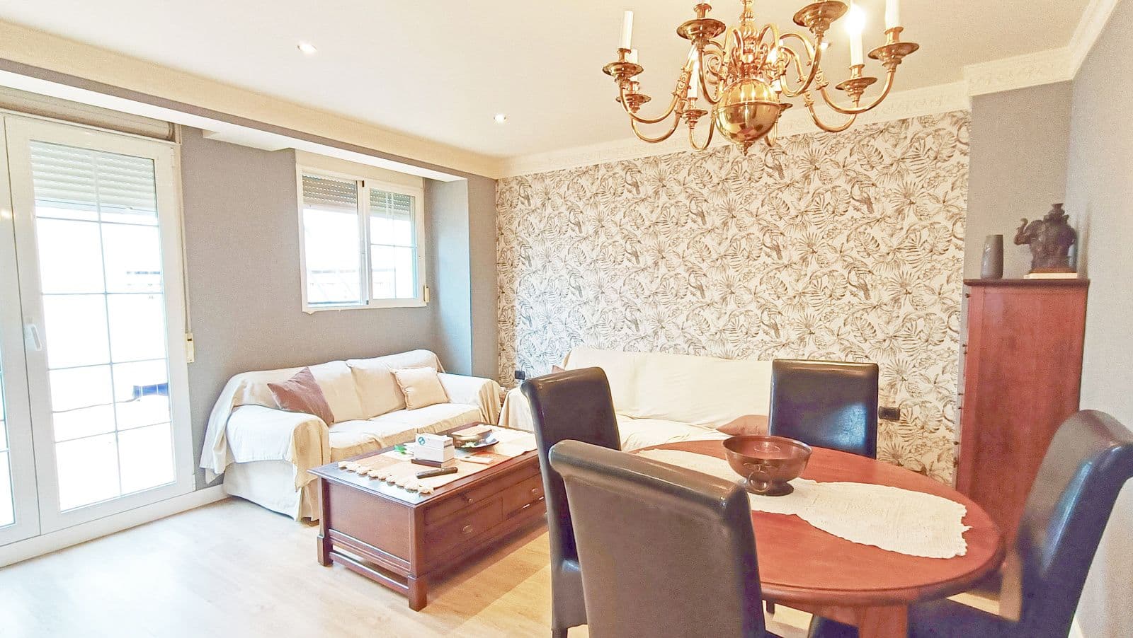 Casa luminosa de 3 habitaciones en Burriana