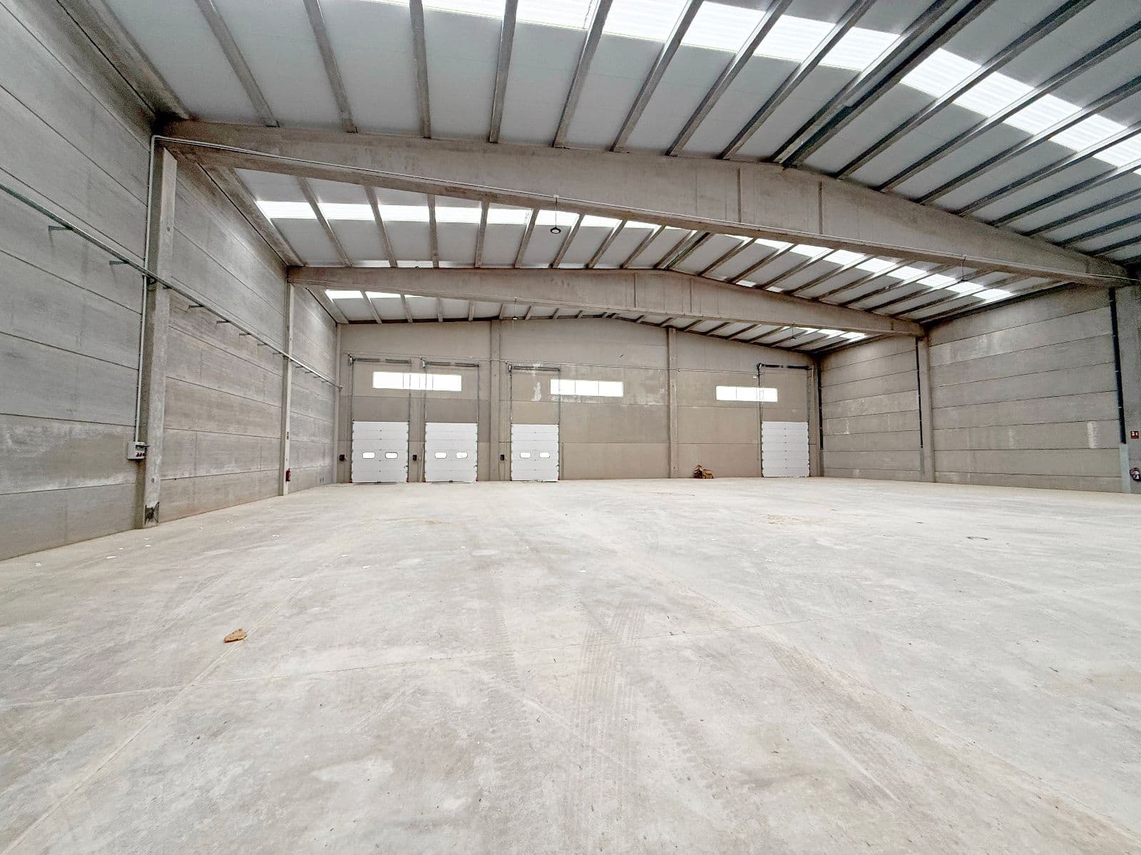 Naves nuevas en Polígono Vía Europa de Almazora - 2