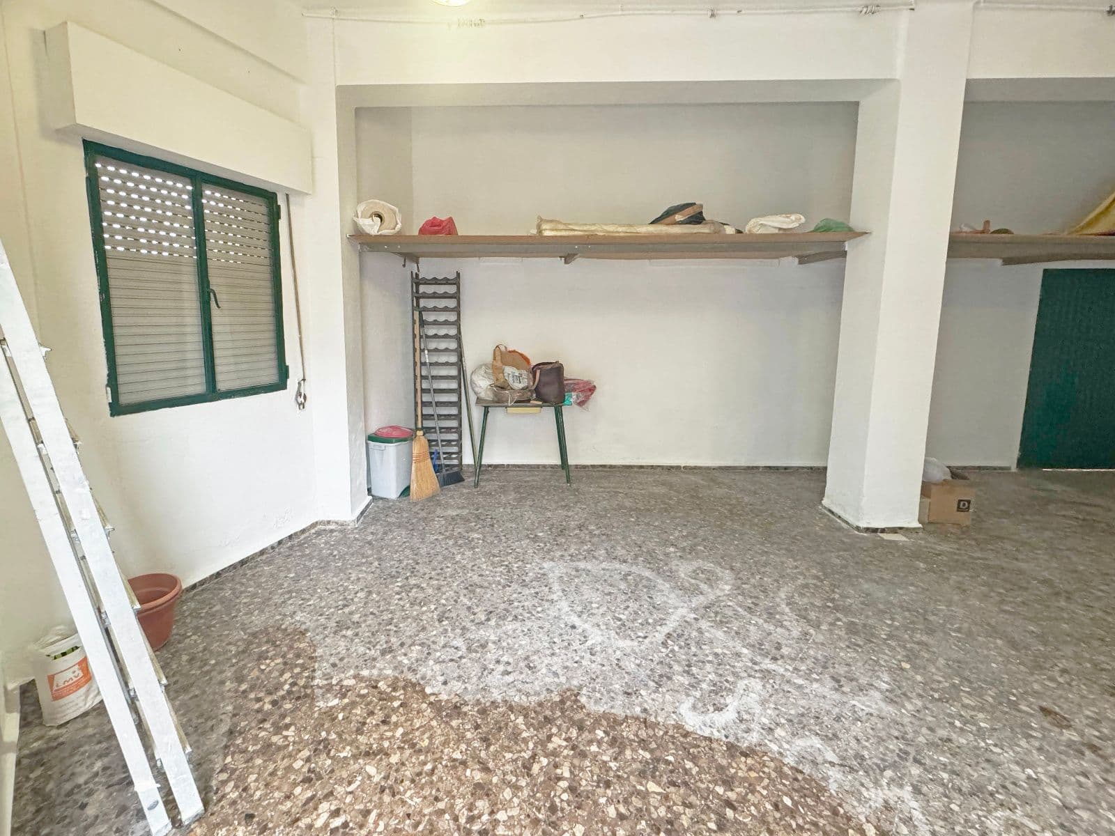 Local versátil en zona céntrica de Burriana - 4