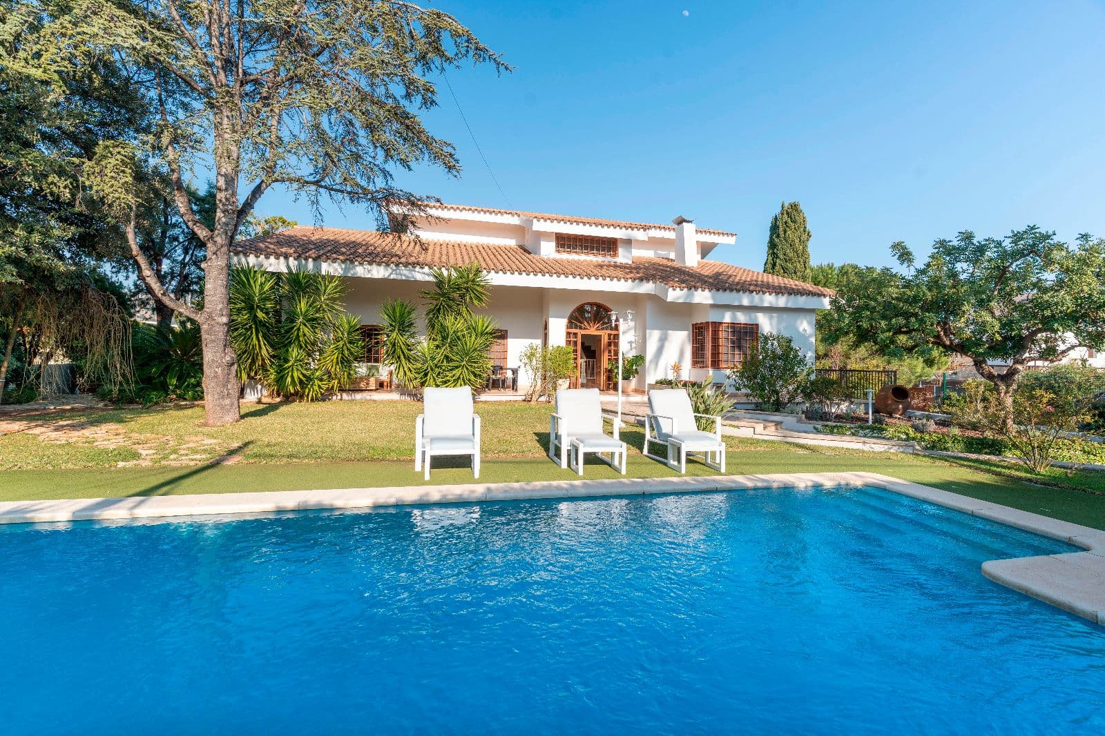 Chalet exclusivo con piscina en Benicàssim
