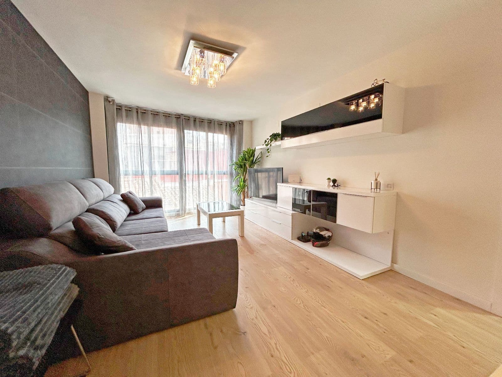 Piso reformado con garaje en el centro de Vila-real - 2