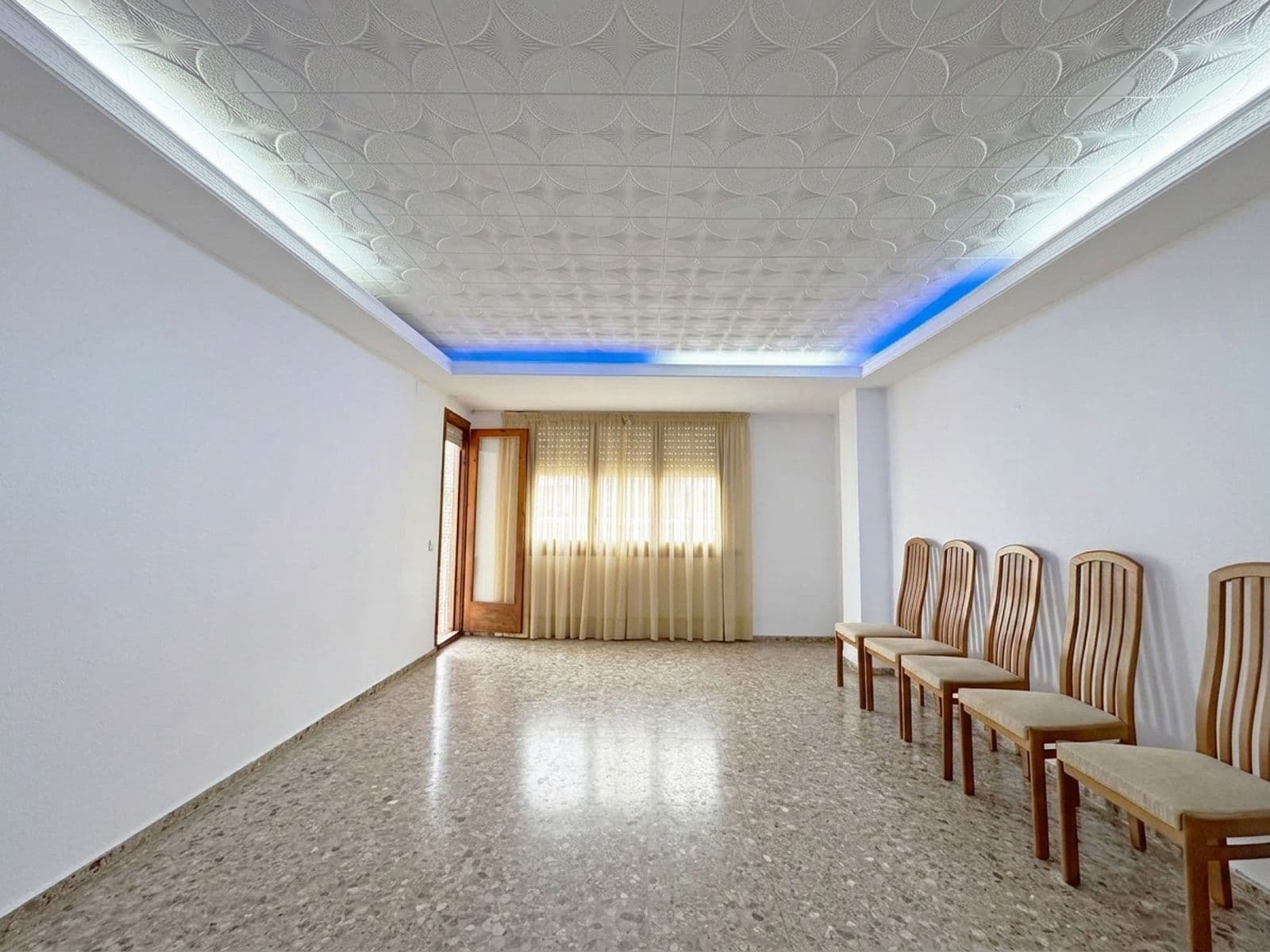 Piso de 4 habitaciones con terraza en L’Alcora - 2