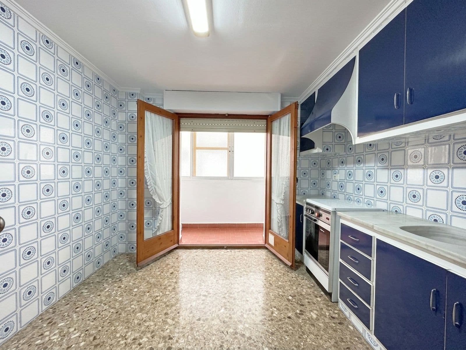Piso de 4 habitaciones con terraza en L’Alcora - 3